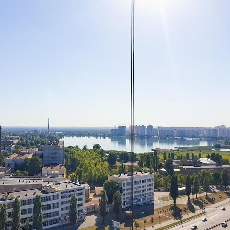 Олімпік Парк, 5Хв Від М Бориспільська, Завжди Є Світло, Генератор В Будинку! Kijev Kültér fotó